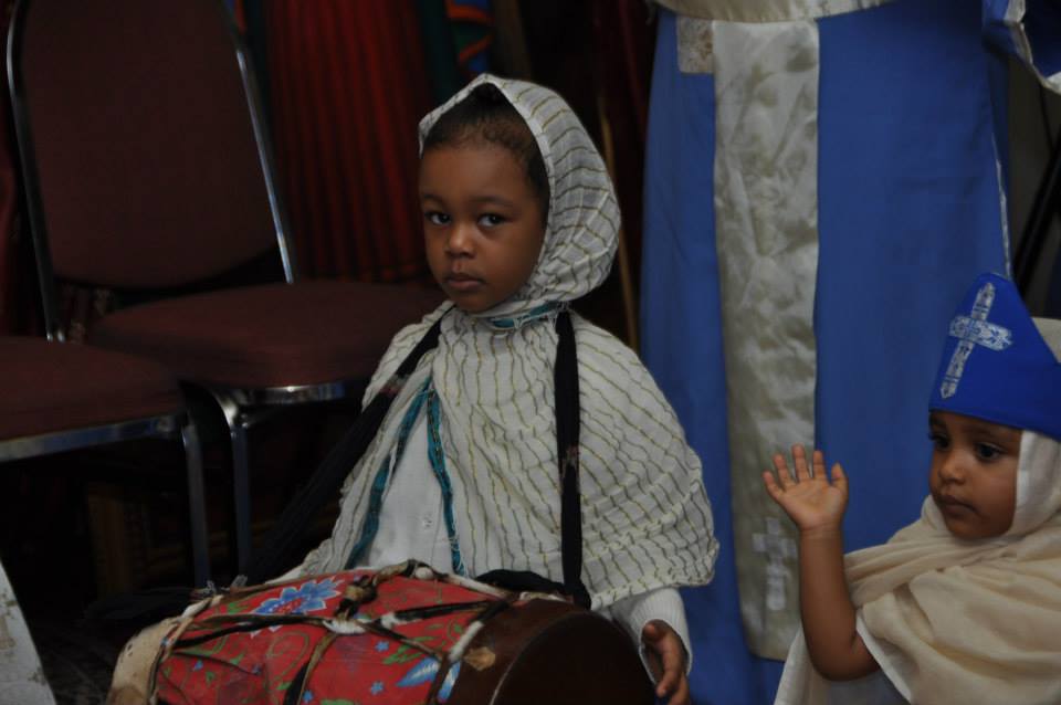 969620_461795703895318_1221903273_n