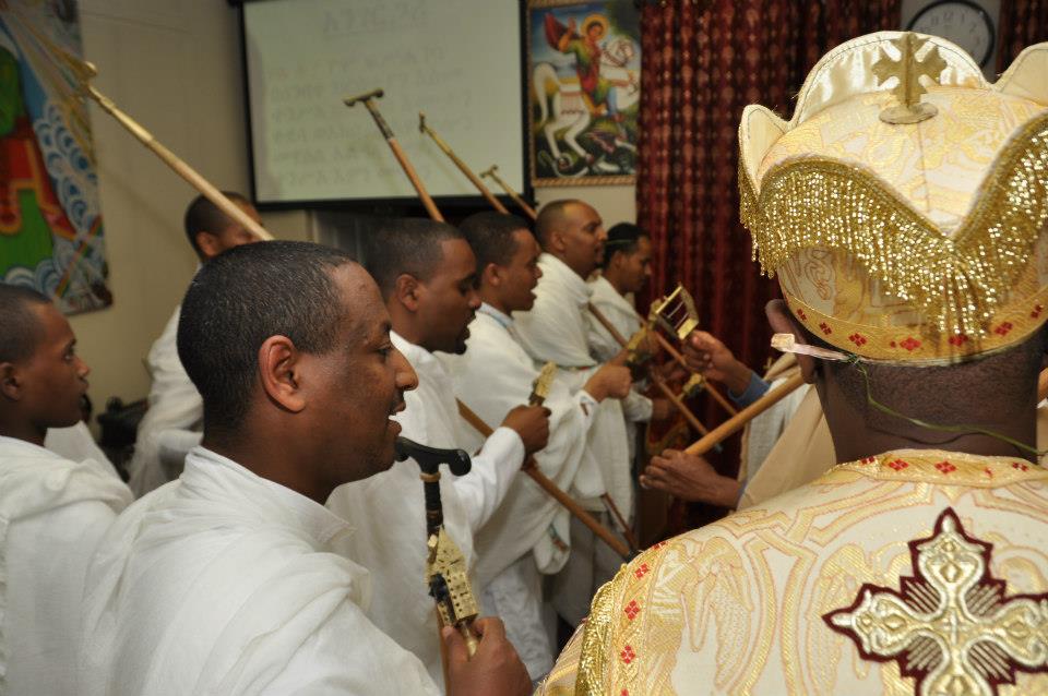 229717_456113361130219_50380855_n